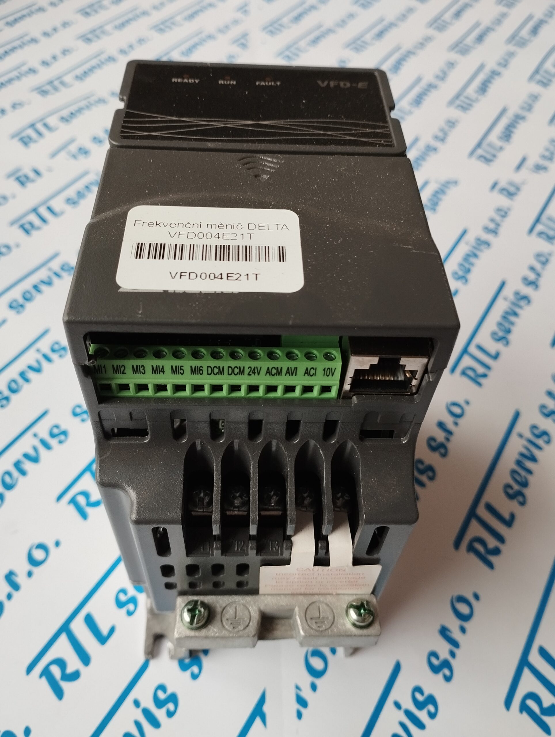 fr měnič 0,4kW 1fáze 230V taky fr měnič 0,4kW 1fáze 230V taky